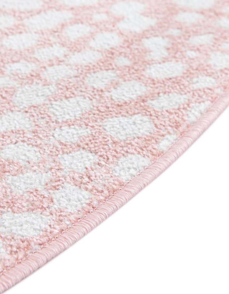 Detail image of  3' 3 x 3' 3 Kamala Washable Round Rug