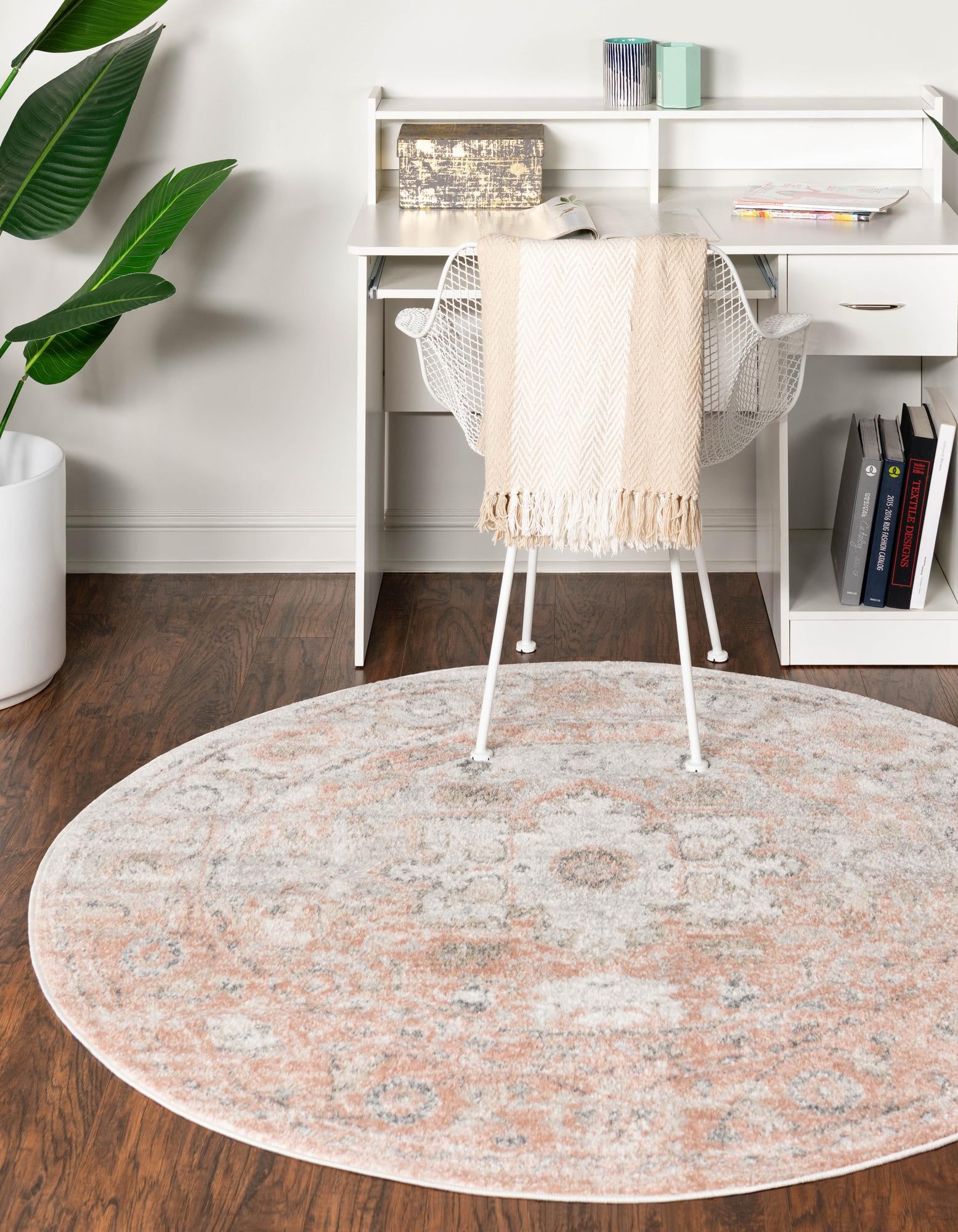 Rose Pink 6' x 6' Madeline Vintage Round Rug | Rugs.com