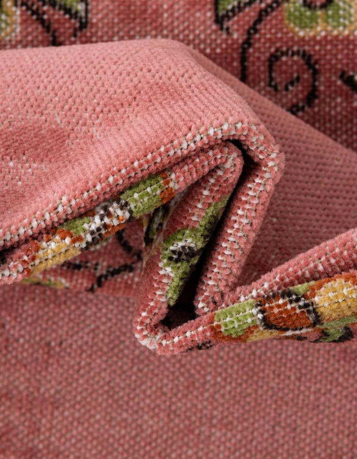 Detail image of  9' x 12' Lucerne Rug