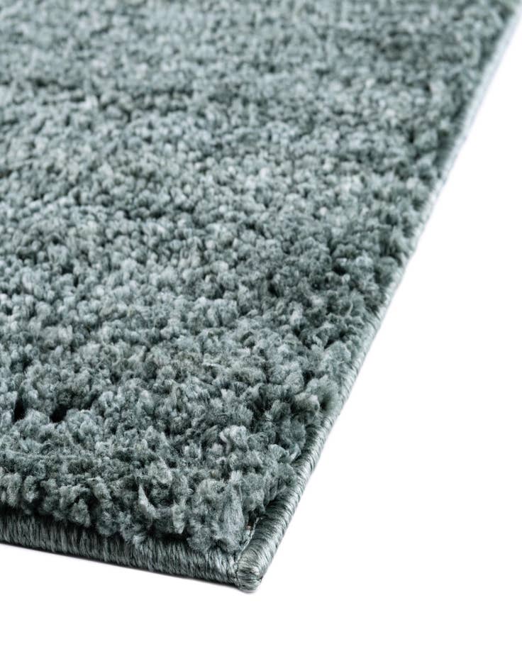 Detail image of  7' 10 x 10' Jill Zarin Shaggy Chic Rug