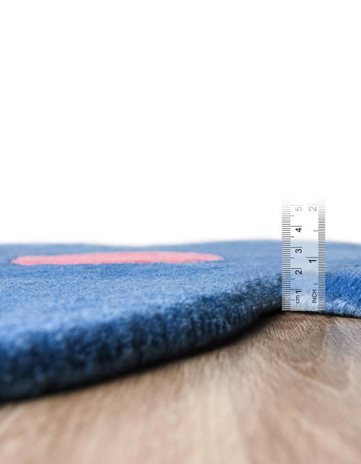 Detail image of  5' 1 x 5' 1 Happy Rugs Funky Flower Wool Round