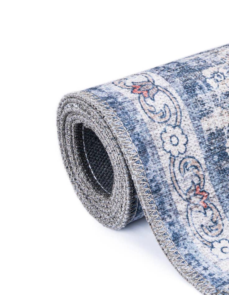 Detail image of  4' x 6' Yara Rug