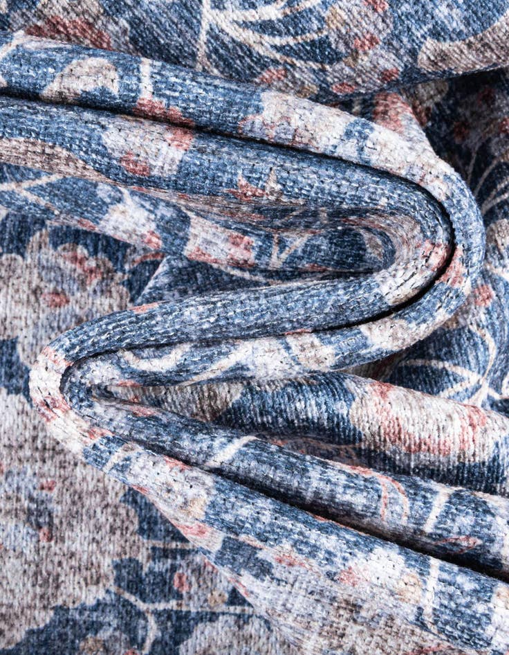 Detail image of  2' x 6' Yara Runner Rug