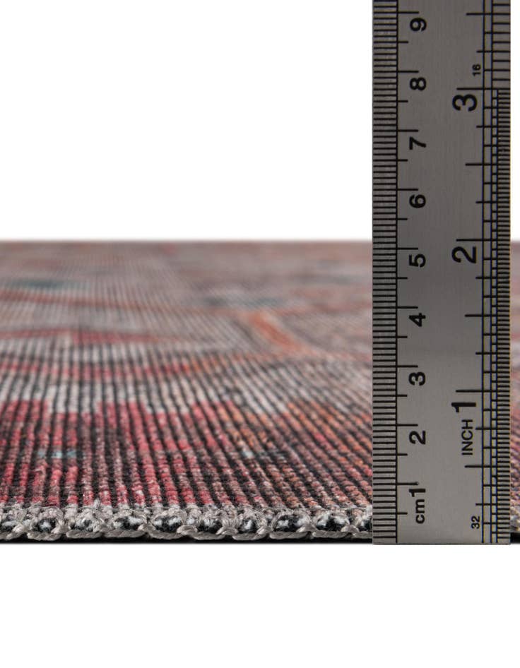 Detail image of  3' 3 x 3' 3  Washable Sisu Round Rug