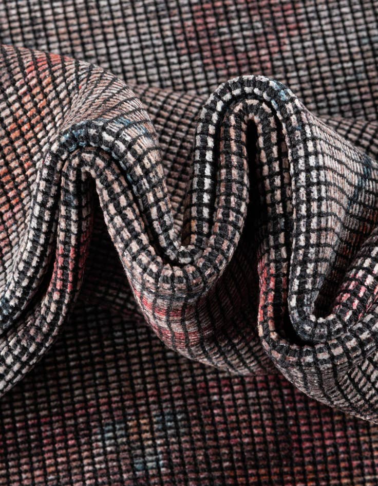 Detail image of  3' 3 x 3' 3  Washable Sisu Round Rug