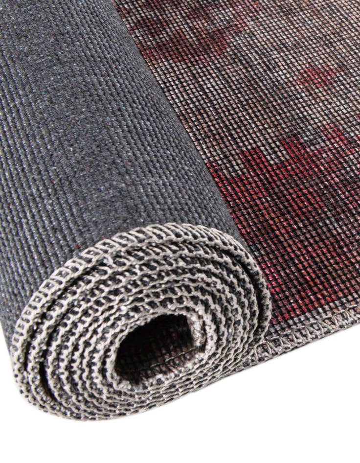 Detail image of  3' 3 x 3' 3  Washable Sisu Round Rug