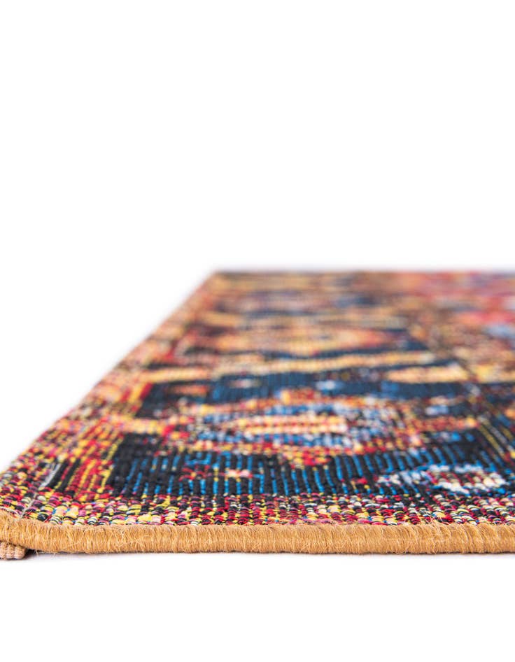 Detail image of  10' x 10'  Washable Traditional Indoor / Outdoor Square Rug