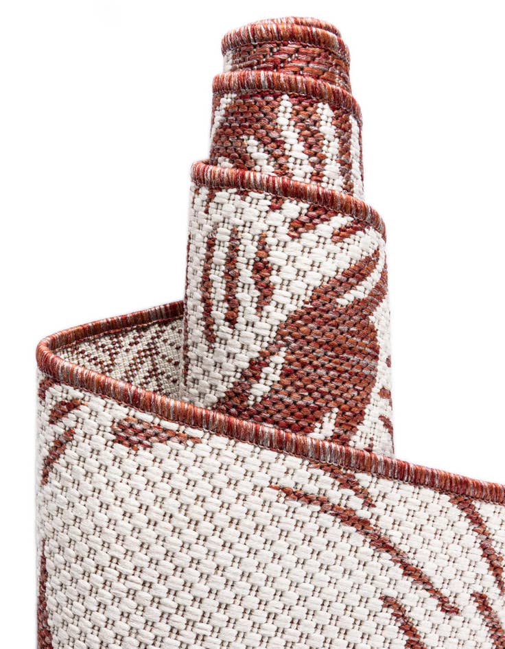 Detail image of  7' 10 x 7' 10  Washable Coastal Indoor / Outdoor Round Rug