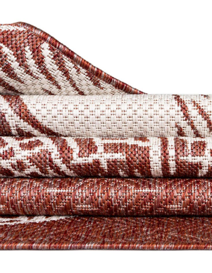 Detail image of  7' 10 x 7' 10  Washable Coastal Indoor / Outdoor Round Rug