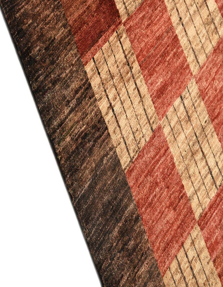 Detail image of  3' 11 x 5' 9  Hand Knotted Modern Ziegler Rug