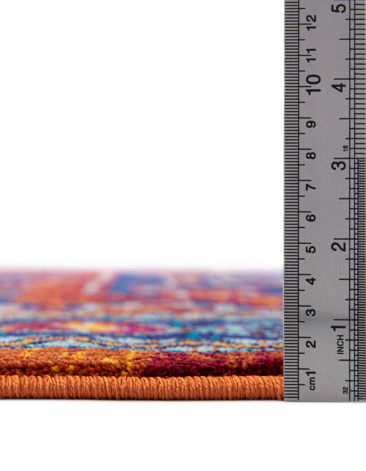 Detail image of  7' 10 x 7' 10 Calypso Round Rug