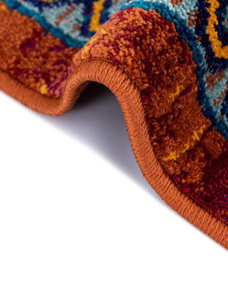 Detail image of  7' 10 x 7' 10 Calypso Round Rug