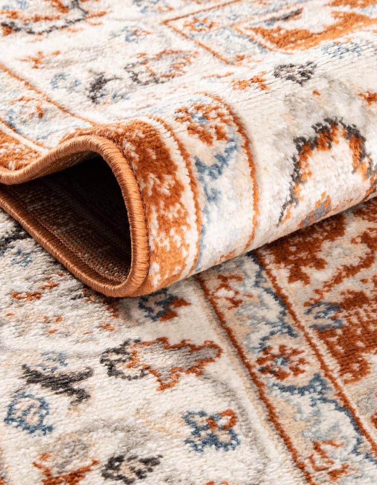 Detail image of  5' 3 x 5' 3 Charlotte Octagon Rug