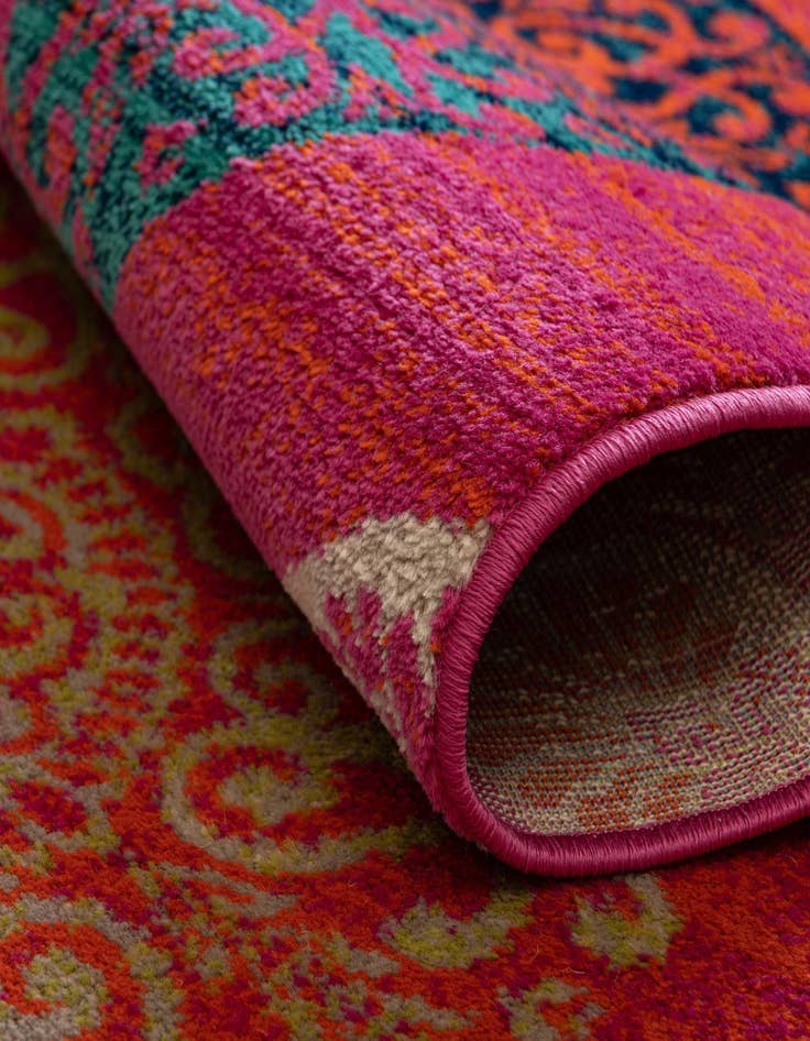 Detail image of  5' 3 x 8' Azalea Oval Rug