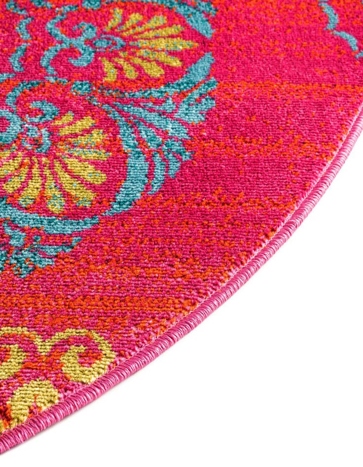 Detail image of  5' 3 x 8' Azalea Oval Rug