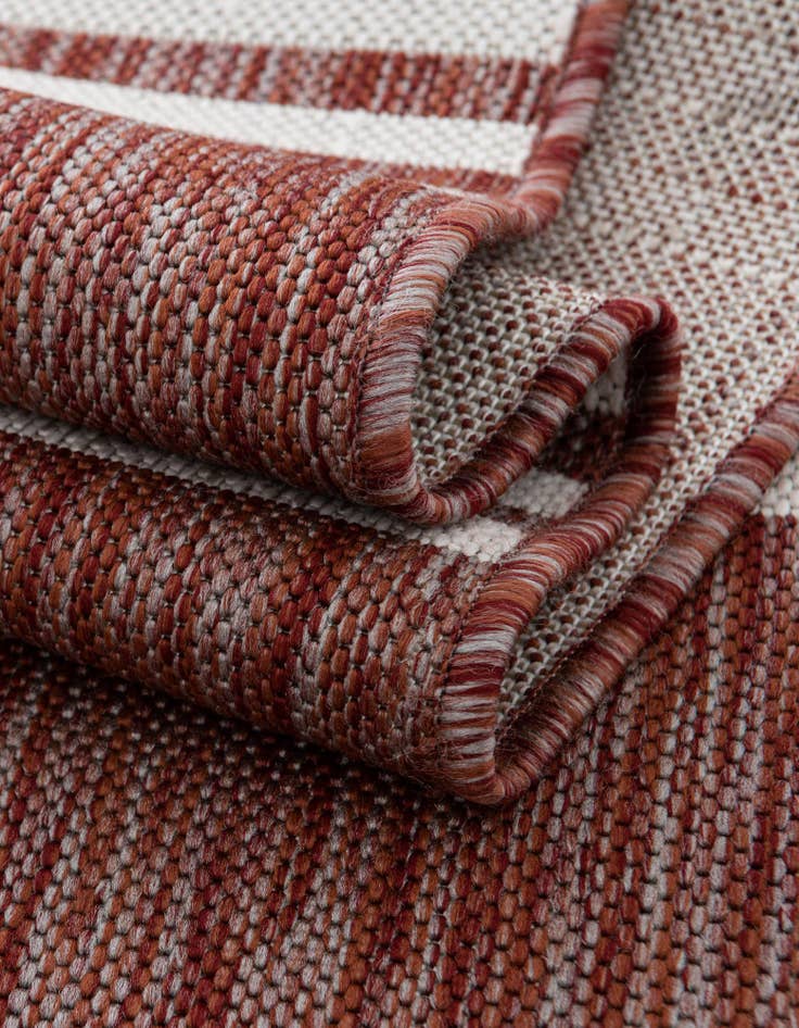 Detail image of  5' 3 x 8'  Washable Jill Zarin Anguilla Indoor / Outdoor Oval Rug