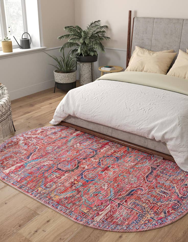 Detail image of  2' x 3'  Washable Maahru Oval Rug