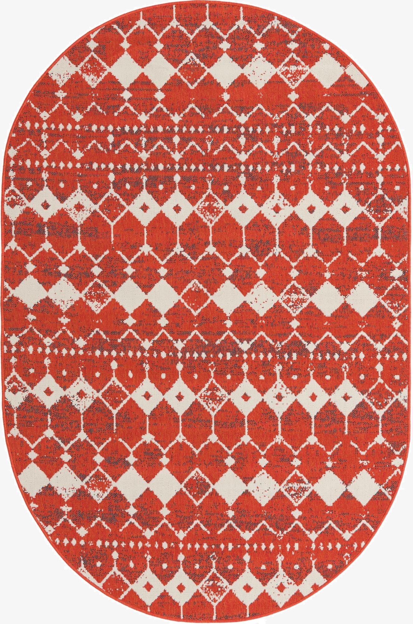  5' 3 x 8'  Washable Lattice Indoor / Outdoor Oval Rug