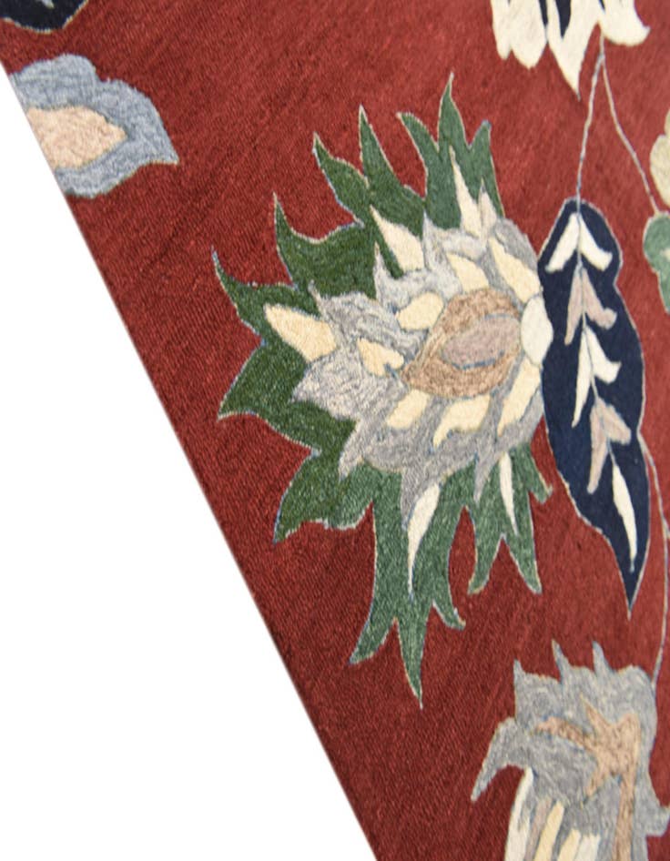 Detail image of  8' x 10' Agra Rug