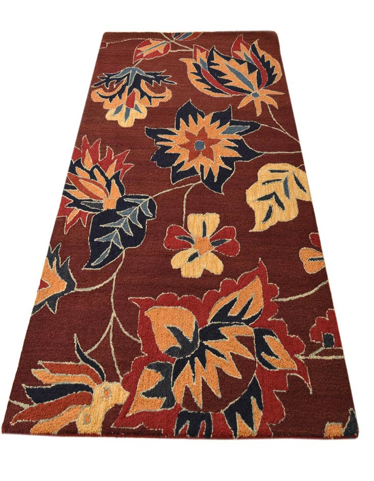 Detail image of  5' 1 x 8' Agra Rug