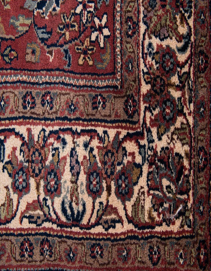 Detail image of  4' 4 x 6' 8 Bidjar Wool Rug