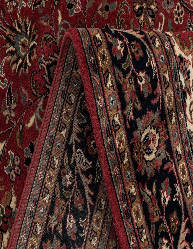 Detail image of  6' 5 x 9' 5  Hand Knotted Bidjar Wool Rug