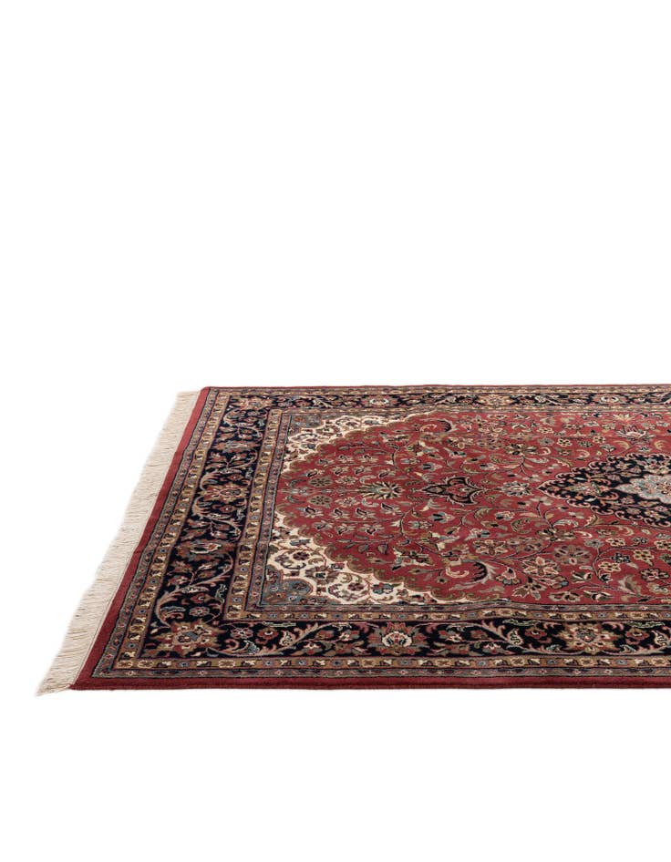 Detail image of  6' 5 x 9' 5  Hand Knotted Bidjar Wool Rug