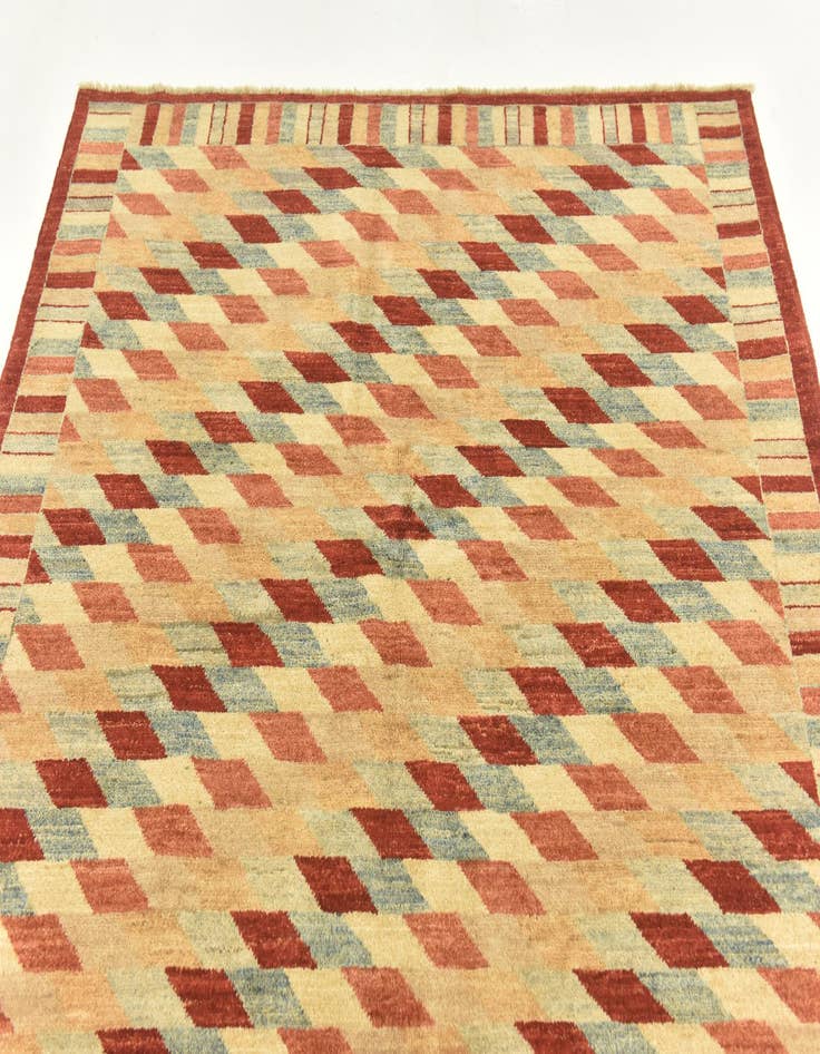 Detail image of  5' 2 x 6' 7  Hand Knotted Darya Oriental Rug