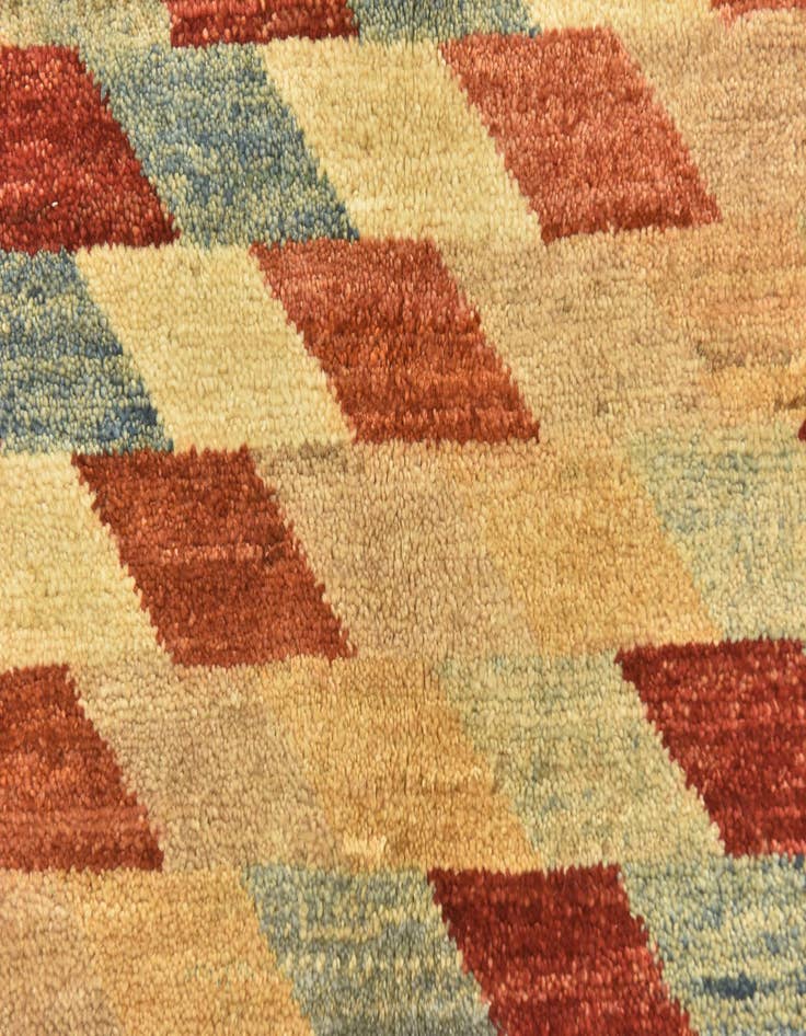 Detail image of  5' 2 x 6' 7  Hand Knotted Darya Oriental Rug