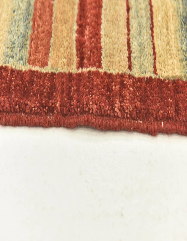 Detail image of  5' 2 x 6' 7  Hand Knotted Darya Oriental Rug