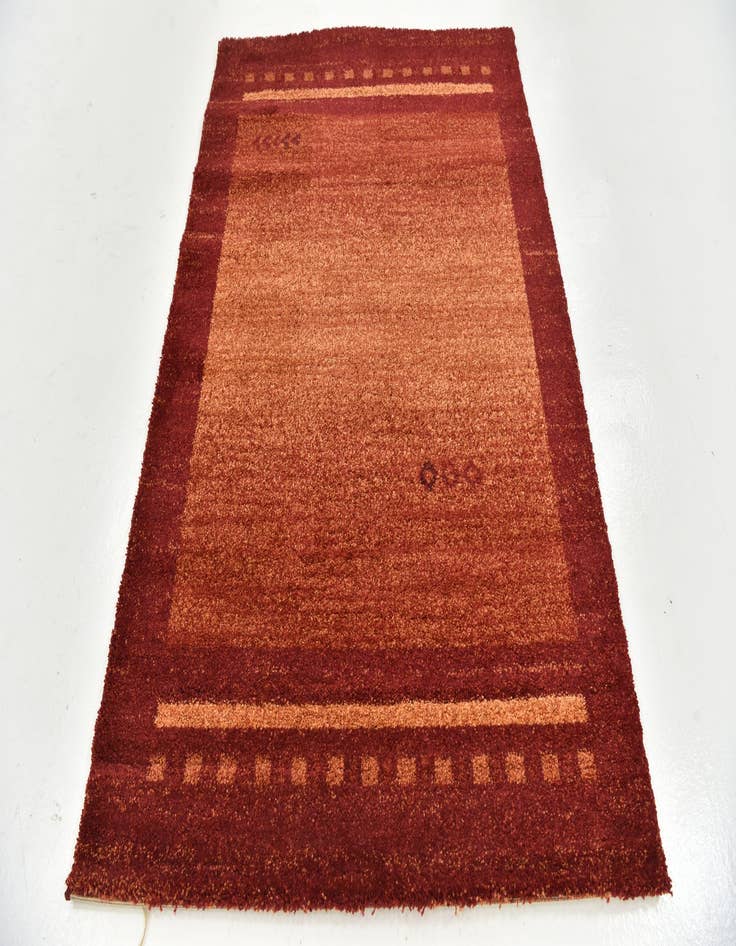 Detail image of  4' x 5' 8 Frieze Rug