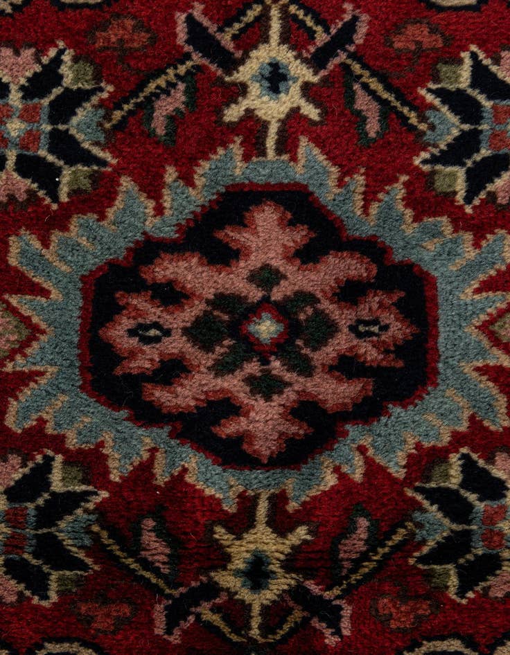 Detail image of  3' x 4' 10  Hand Knotted Heriz Wool Rug