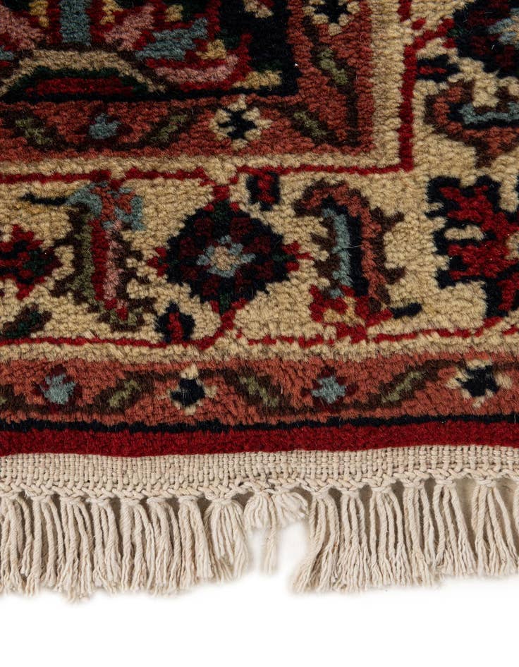 Detail image of  3' x 4' 10  Hand Knotted Heriz Wool Rug