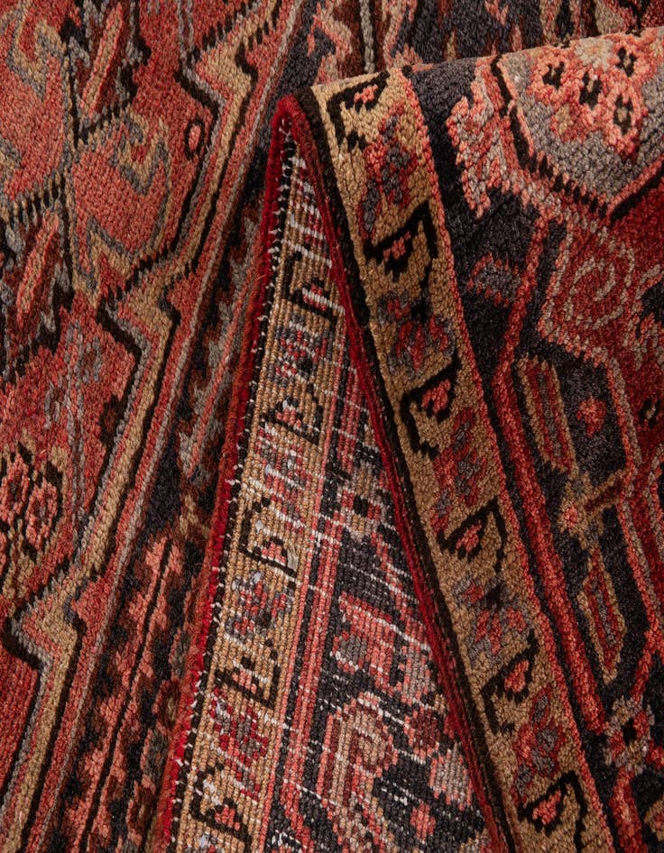 Detail image of  9' 7 x 11' 6  Hand Knotted Heriz Persian Wool Rug