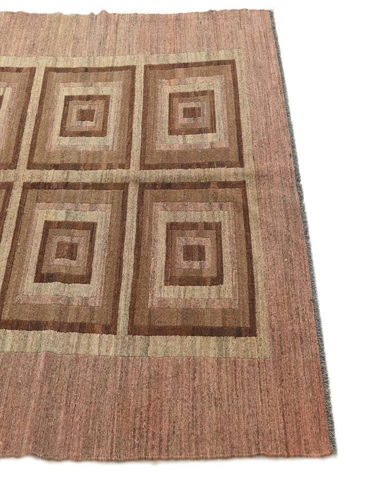 Detail image of  4' 3 x 6' 3  Hand Woven Kilim Modern Wool Rug