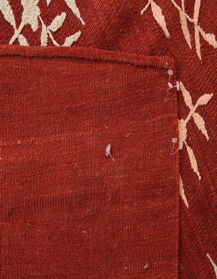 Detail image of  5' 11 x 7' 10  Hand Woven Kilim Modern Rug