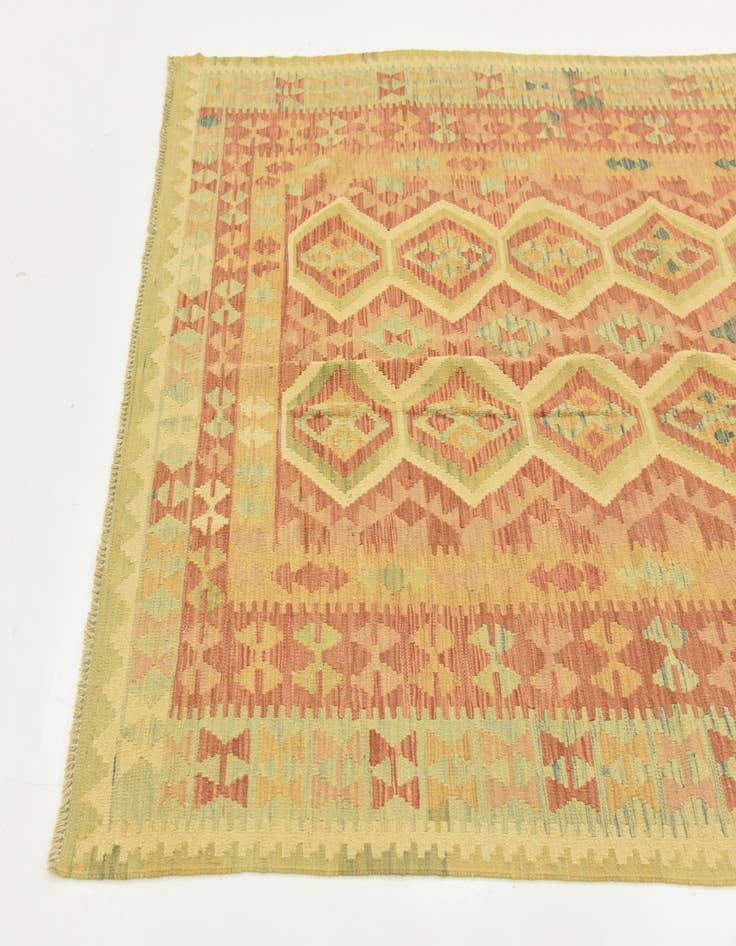 Detail image of  4' 11 x 6' 5  Hand Woven Kilim Waziri Wool Rug