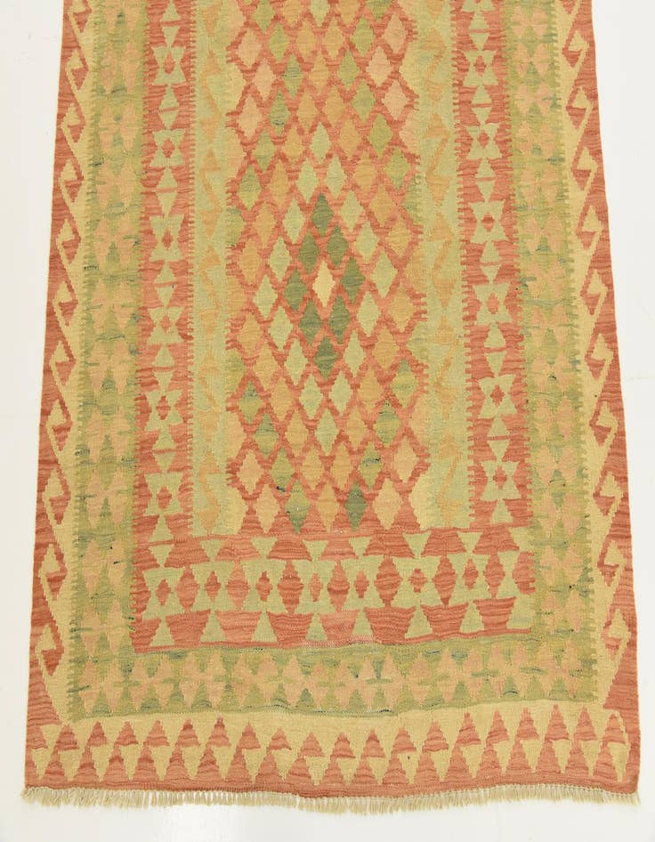 Detail image of  4' 1 x 6' 3  Hand Woven Kilim Waziri Wool Rug