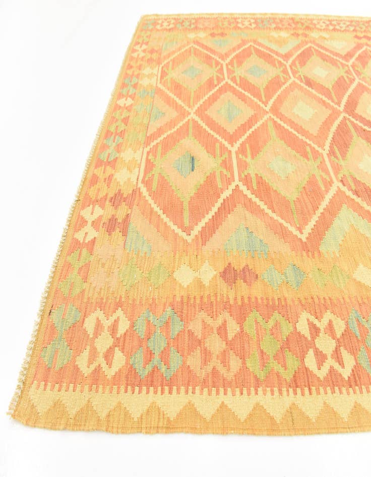 Detail image of  4' 8 x 6' 6  Hand Woven Kilim Waziri Wool Rug