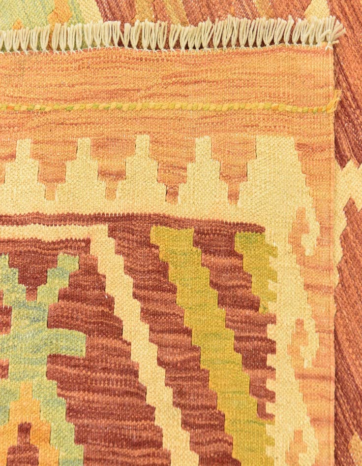 Detail image of  4' 10 x 6' 5  Hand Woven Kilim Waziri Wool Rug