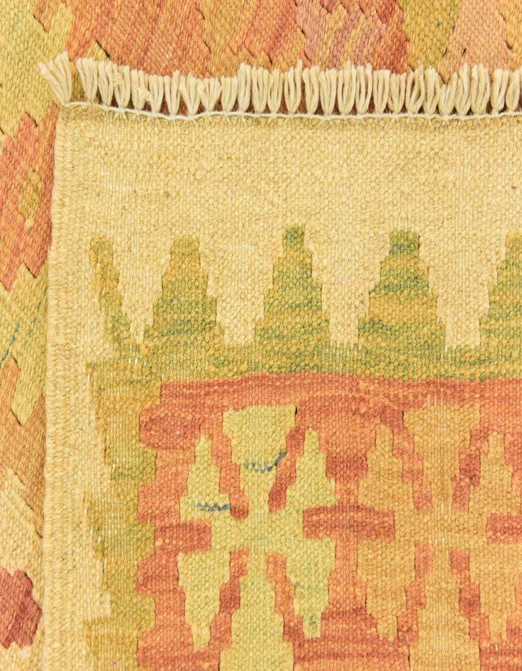 Detail image of  4' 10 x 6' 9  Hand Woven Kilim Waziri Wool Rug