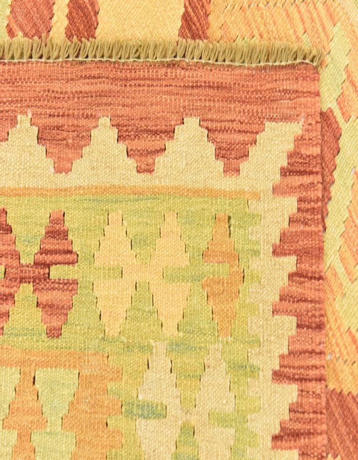 Detail image of  4' 2 x 6' 2  Hand Woven Kilim Waziri Wool Rug