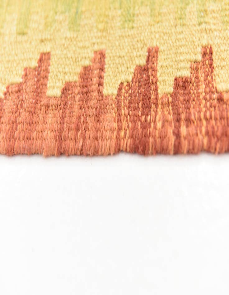 Detail image of  4' 2 x 6' 2  Hand Woven Kilim Waziri Wool Rug