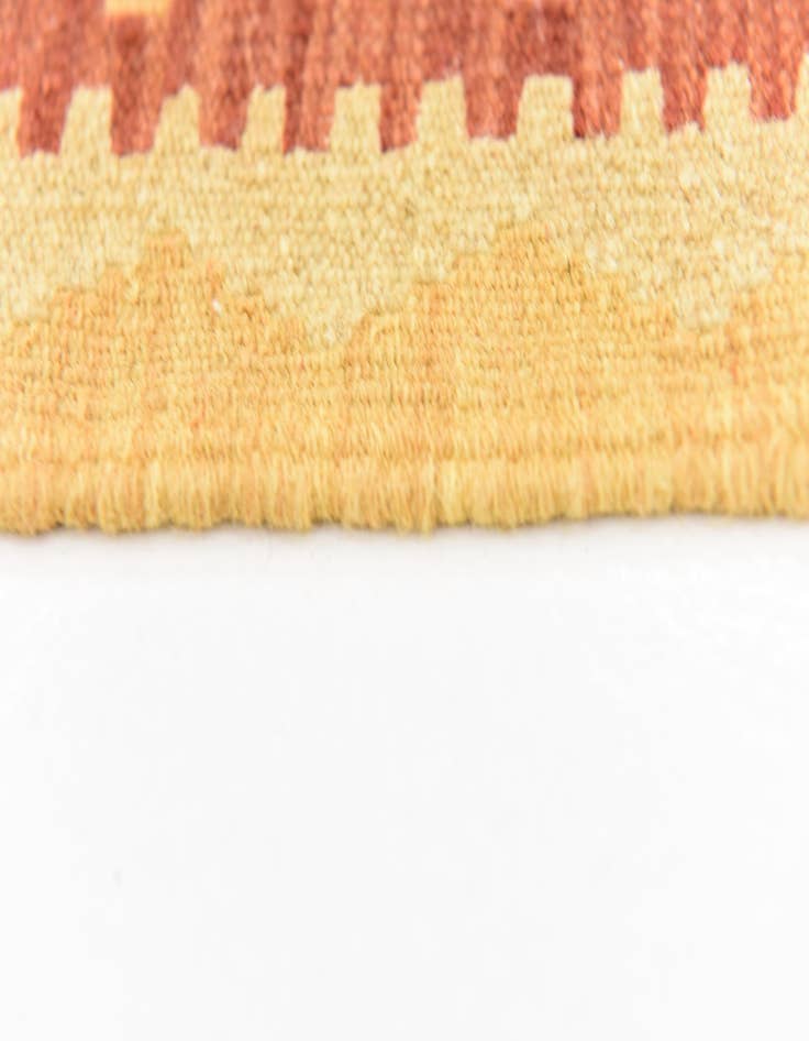 Detail image of  4' 7 x 6' 6  Hand Woven Kilim Waziri Wool Rug