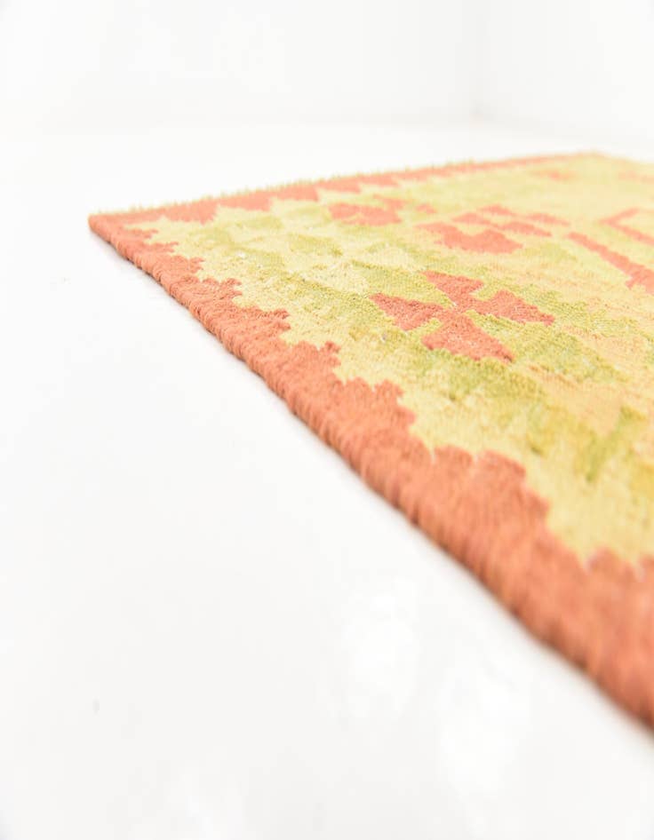 Detail image of  4' 9 x 6' 5  Hand Woven Kilim Waziri Wool Rug