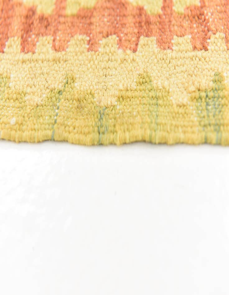 Detail image of  4' 9 x 6' 8  Hand Woven Kilim Waziri Wool Rug