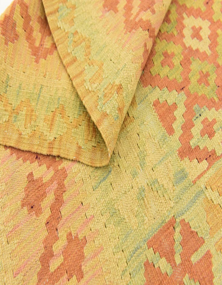 Detail image of  3' 3 x 4' 8  Hand Woven Kilim Waziri Wool Rug