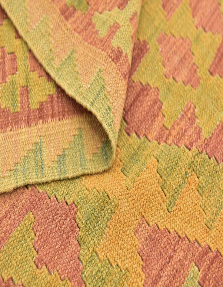 Detail image of  3' x 5' 2  Hand Woven Kilim Waziri Wool Rug