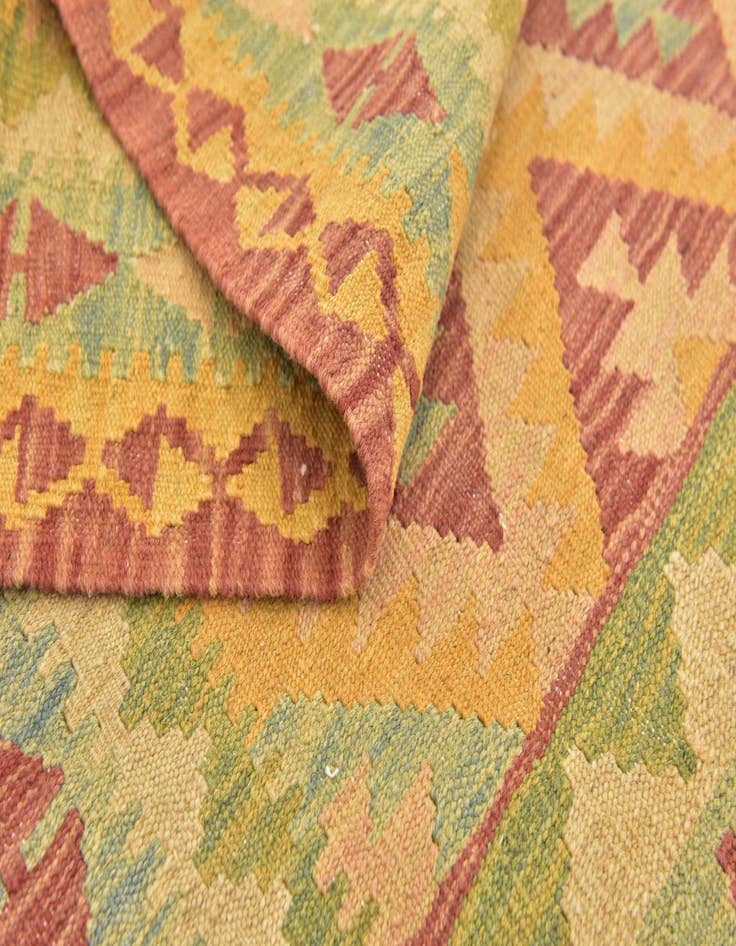 Detail image of  3' x 5' 4  Hand Woven Kilim Waziri Wool Rug