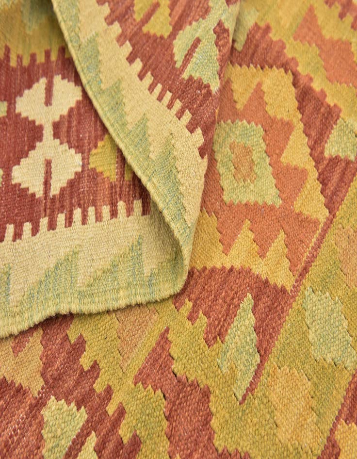 Detail image of  2' 8 x 4' 9  Hand Woven Kilim Waziri Wool Rug